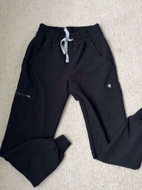 Figs Regina High Waisted Jogger Scrub Pants Black Women’s XXSP